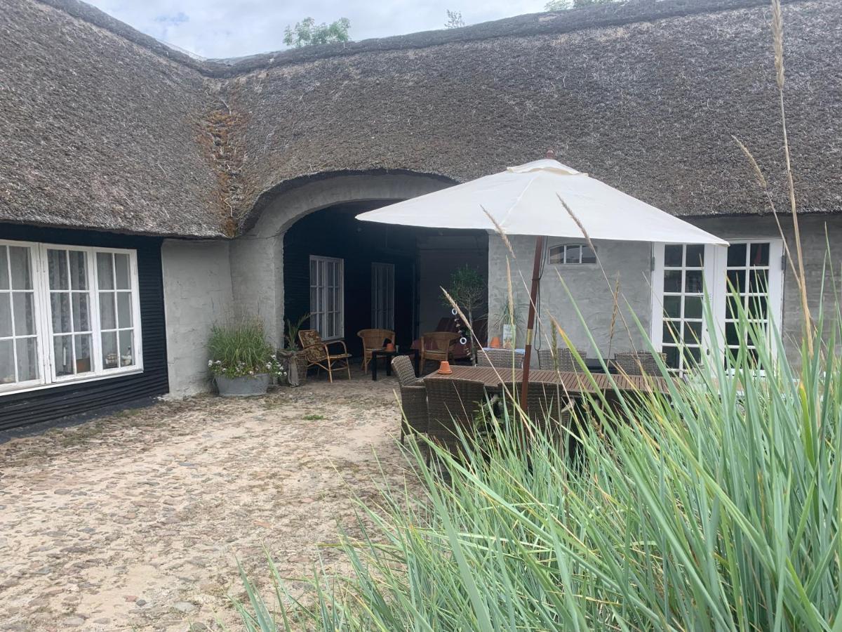 Farm61 Badehotellet I Det Midtjydske - Alder +18 Ar Tjele Exterior foto